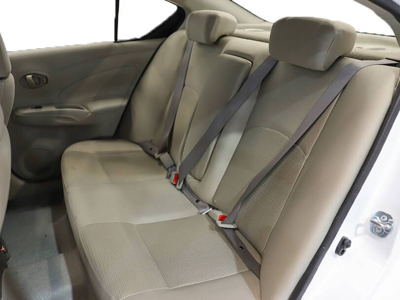 نيسان صني ن17 Interior 