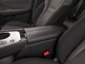 نيسان إكس تريل الداخلية 