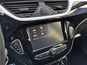 أوبل كورسا الداخلية 