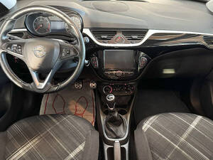 أوبل كورسا الداخلية 