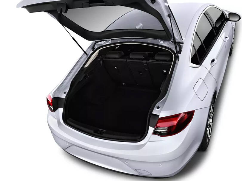 أوبل إنسيجنيا Interior 