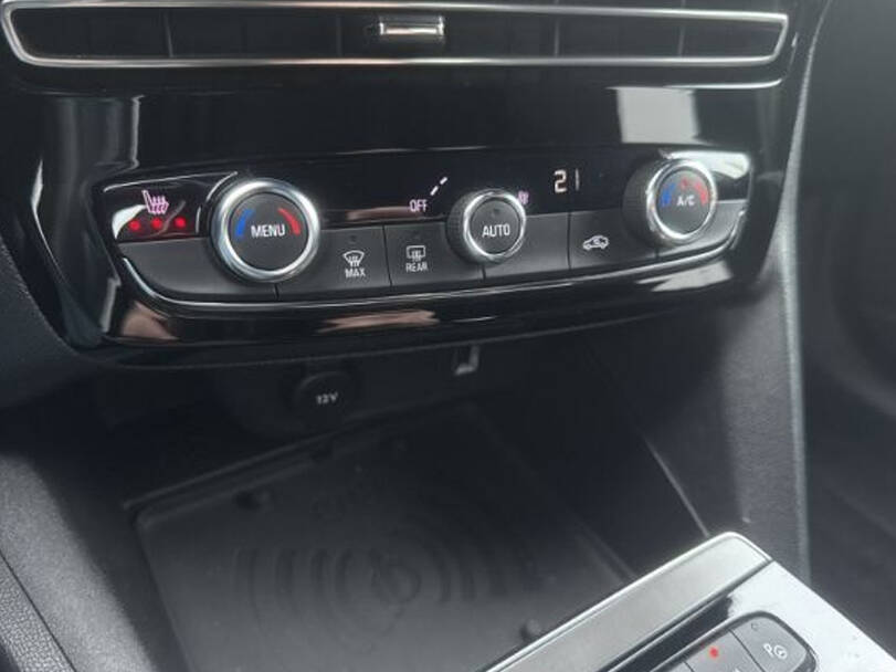 Opel Mokka 1st Generation Interior 