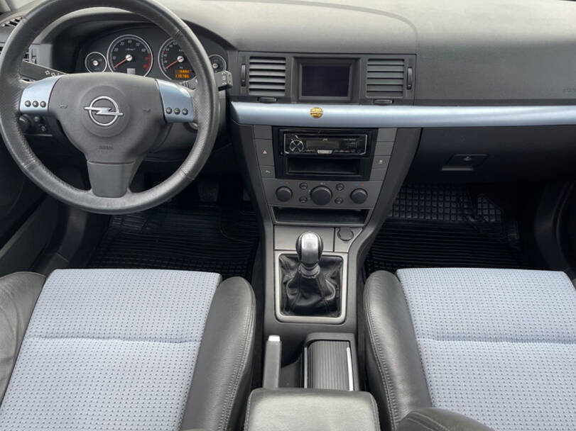 Opel Vectra Interior 