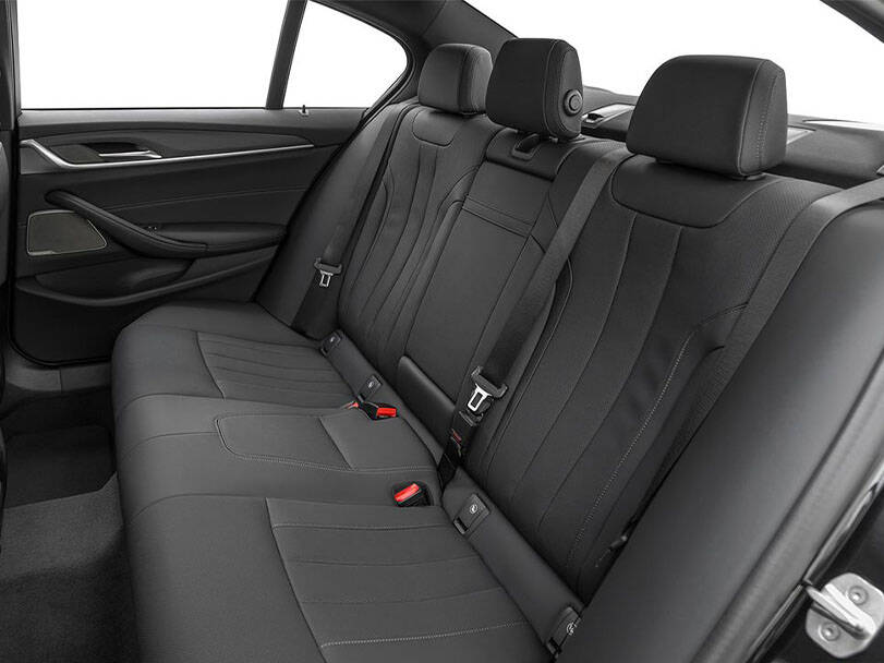 بي ام دبليو ٥ سيريز الجيل السابع (G30) Interior 