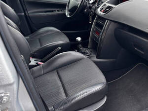 Peugeot 207 Interior 