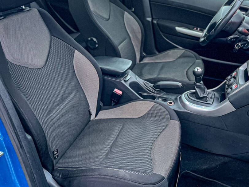 Peugeot 308 SW Interior 