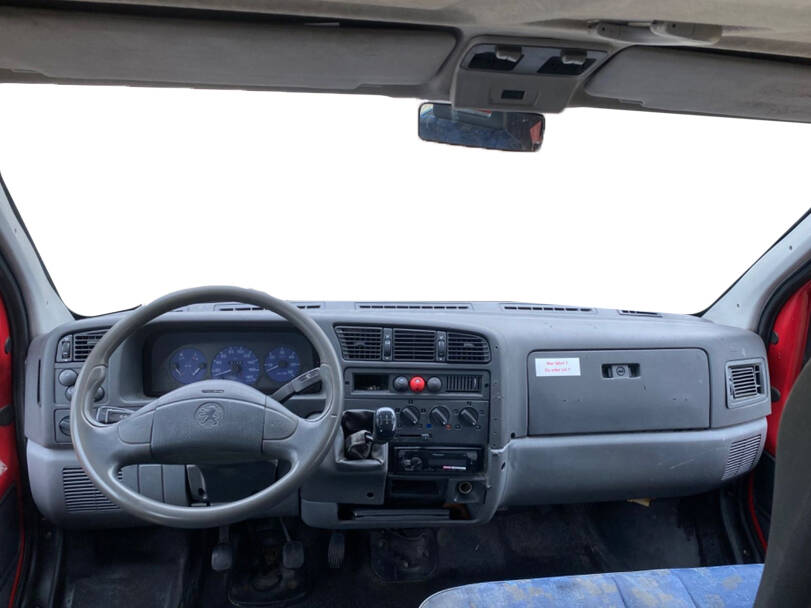 بيجو بوكسر الجيل الثاني Interior 