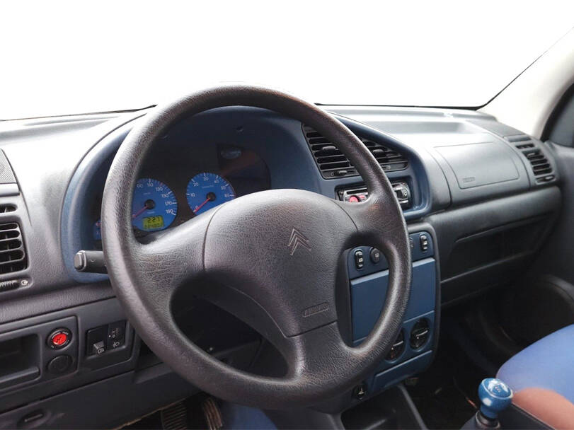 بيجو بارتنر أوريجن Interior 
