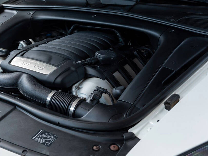 Porsche Cayenne 1st (E19PA) Generation Exterior 
