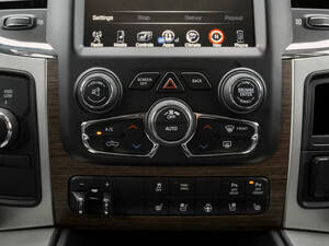 رام 2500 الداخلية 