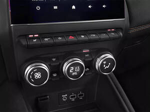 رينو كابتشر الداخلية 