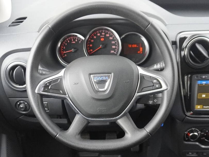 رينو دوكر فان 2025 Interior 
