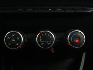 رينو إكسبريس فان الداخلية 