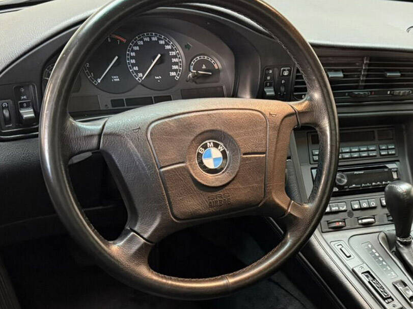 بي ام دبليو ٨ سيريز الجيل الأول (E31) Interior 