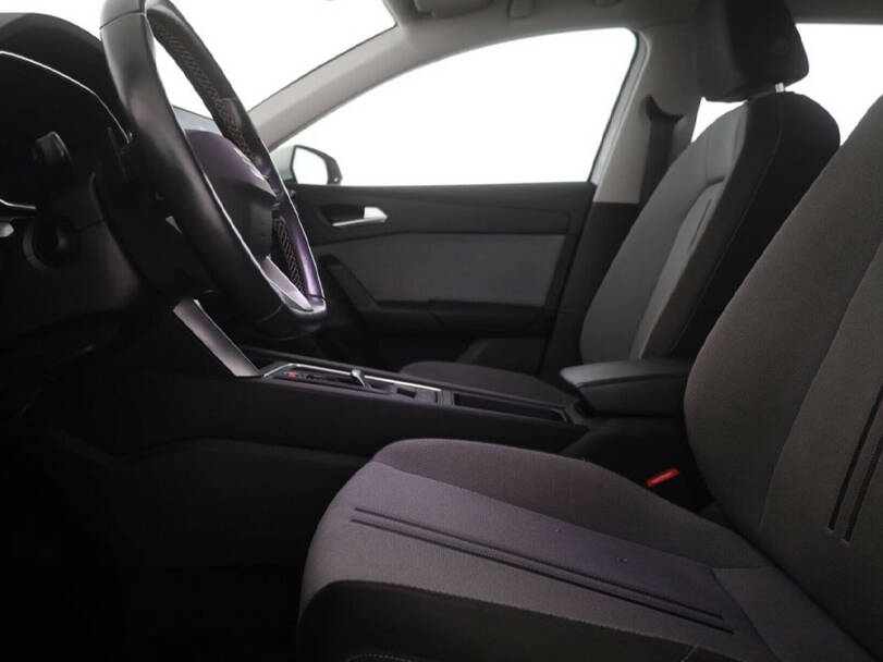SEAT Leon 2025 Interior 
