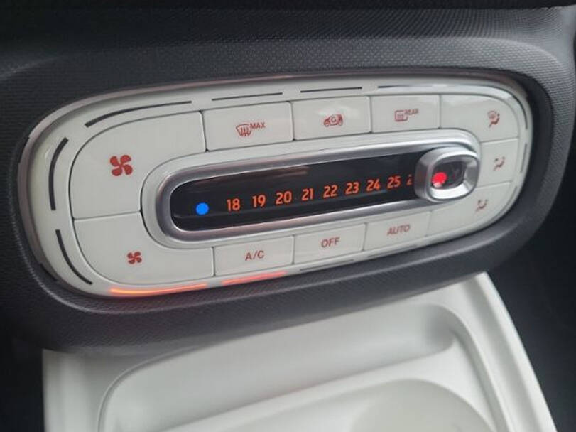 Smart ForFour Interior 