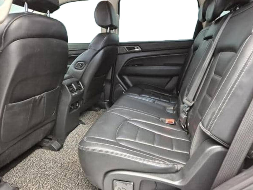 Ssangyong Rexton 2025 Interior 