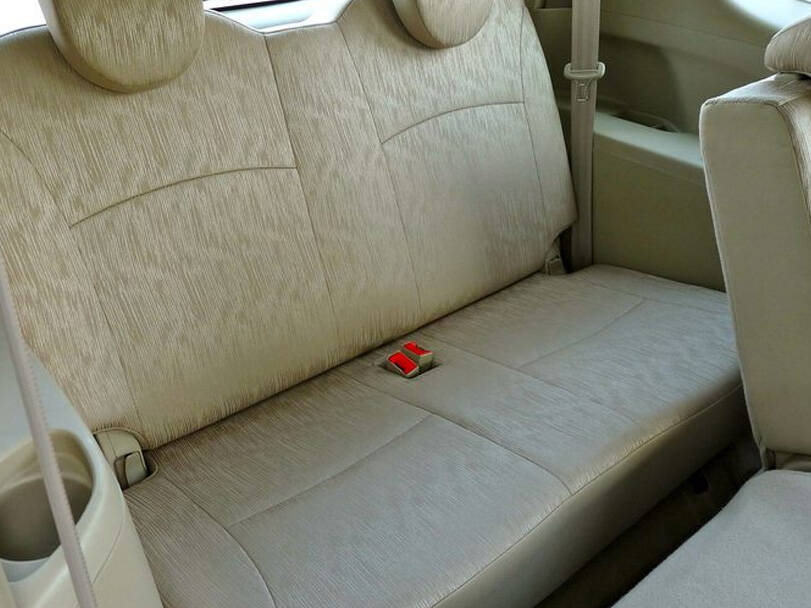 سوزوكي إرتيجا Interior 