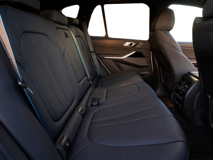 BMW iX5 2025 Interior 