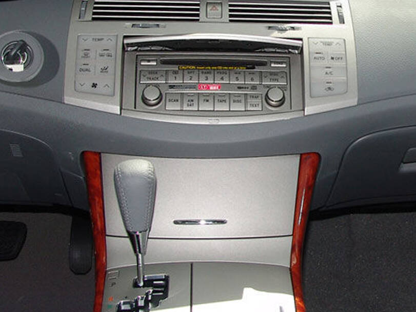 Toyota Avalon 3rd (XX30) Generation Interior 