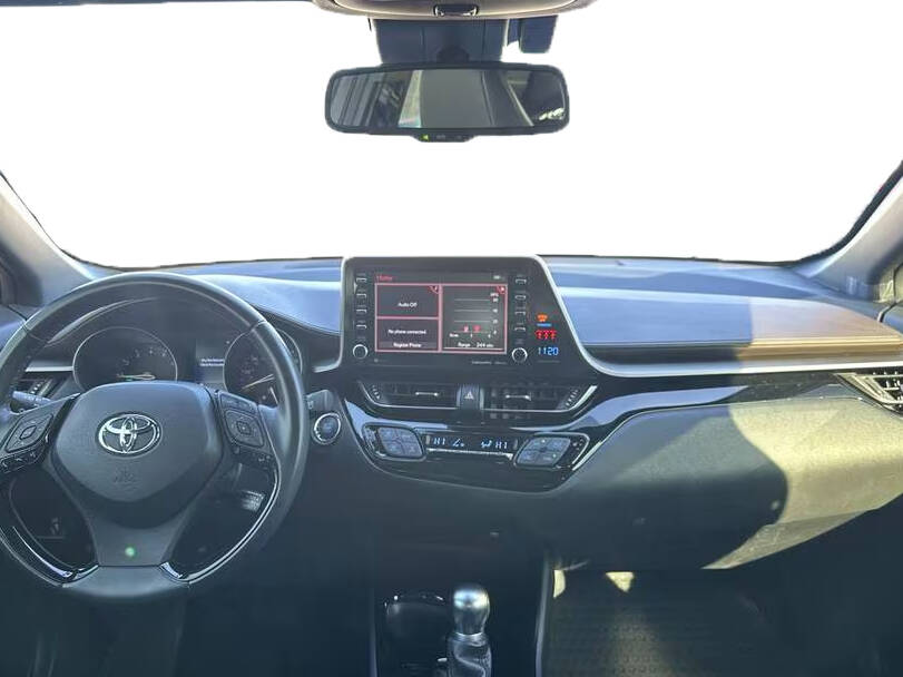تويوتا سي-إتش آر الجيل الأول (AX10) Interior 
