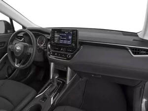 تويوتا كورولا كروس الداخلية 