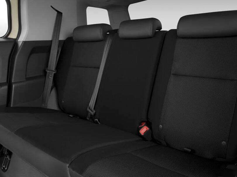 تويوتا إف جي كروزر Interior 