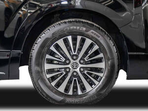 Toyota Granvia Exterior 