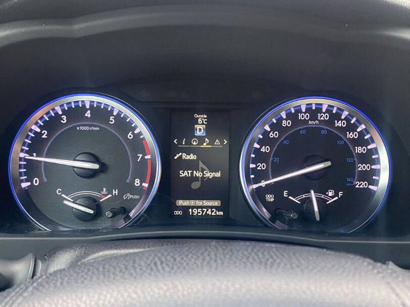 تويوتا هايلاندر الجيل الثالث (XU50) Interior 