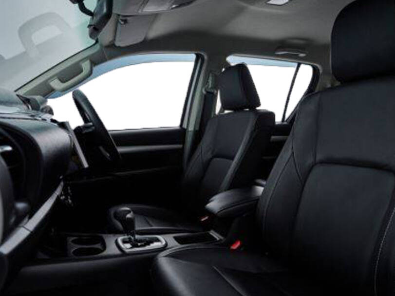 تويوتا هايلكس 2025 Interior 