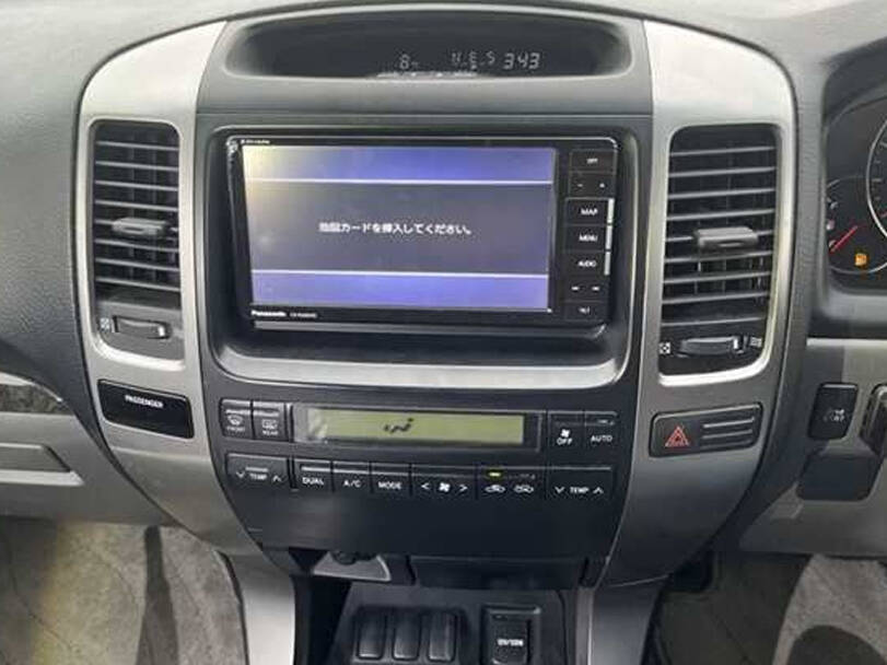 تويوتا لاند كروزر برادو الجيل الثالث (J120) Interior 
