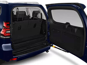 Toyota Land Cruiser Prado Interior 