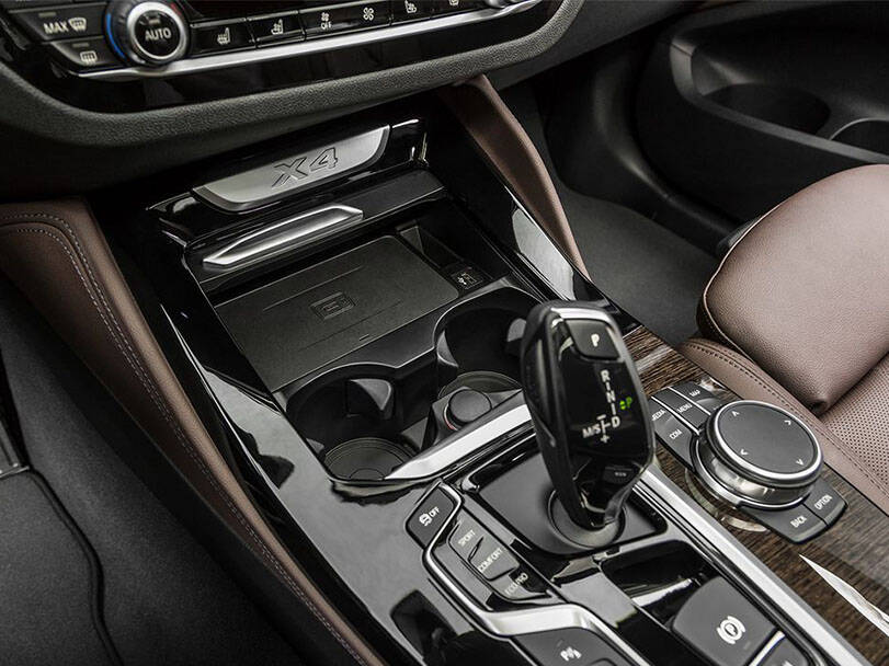 بي ام دبليو إكس ٤ 2025 Interior 