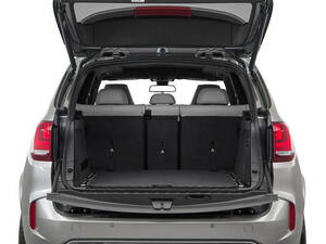 بي ام دبليو X5 الداخلية 