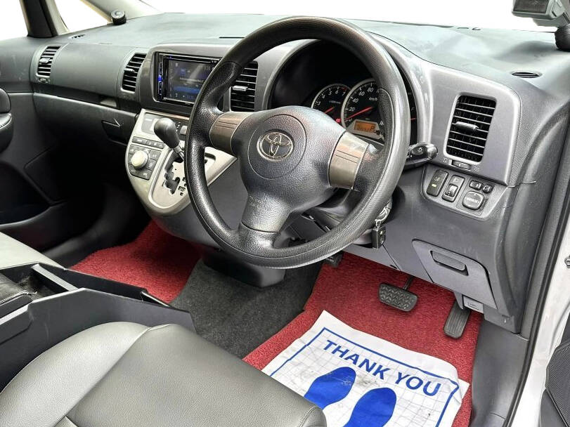 Toyota Wish 1st (AE10) Generation Interior 
