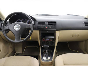 Volkswagen Bora Interior 