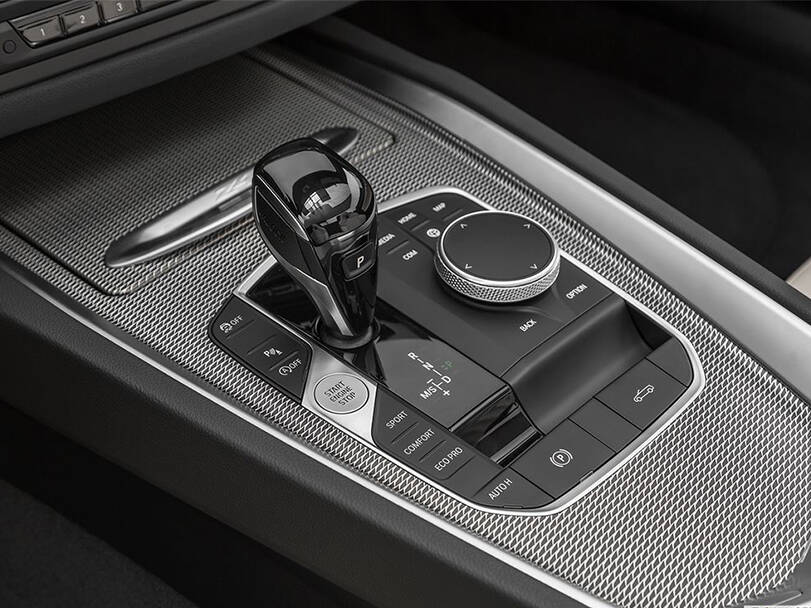 بي ام دبليو زد ٤ 2025 Interior 