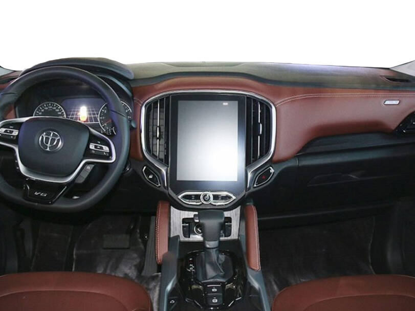 Brilliance V6 Interior 