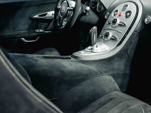 Bugatti Veyron Interior 