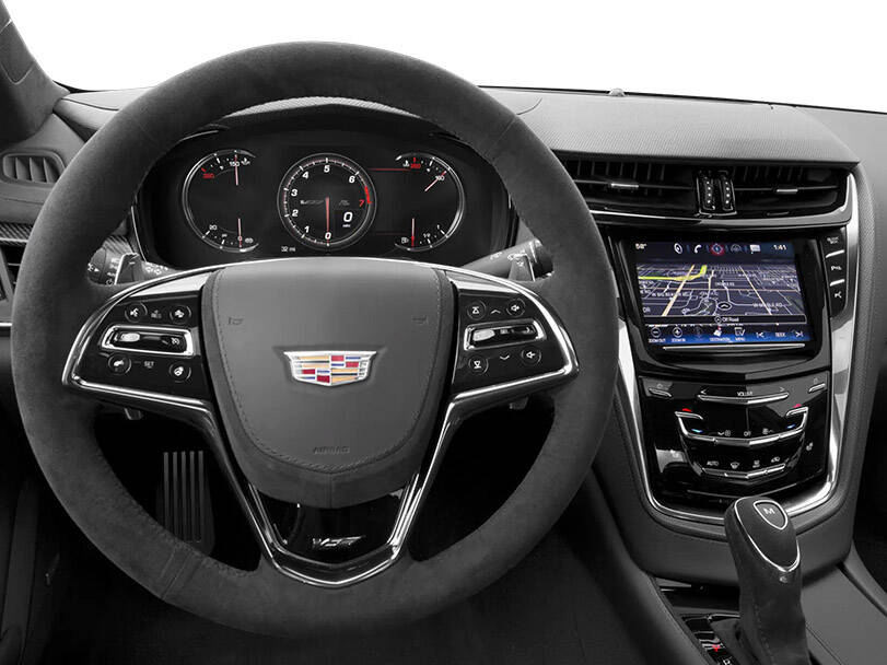 كاديلاك سي تي إس في Interior 