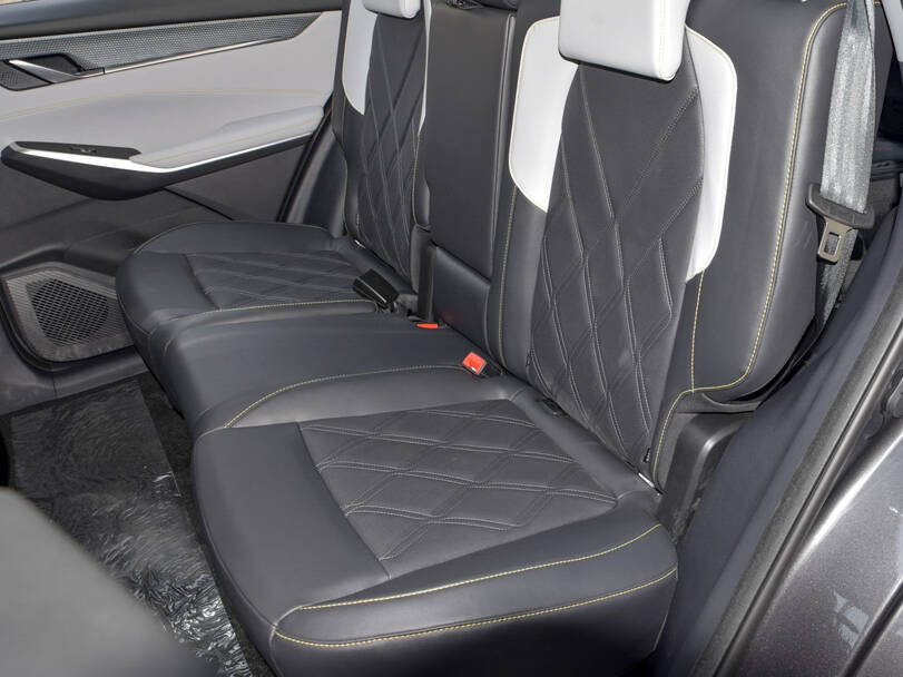 شانجان سي إس ٧٥ بلس Interior 