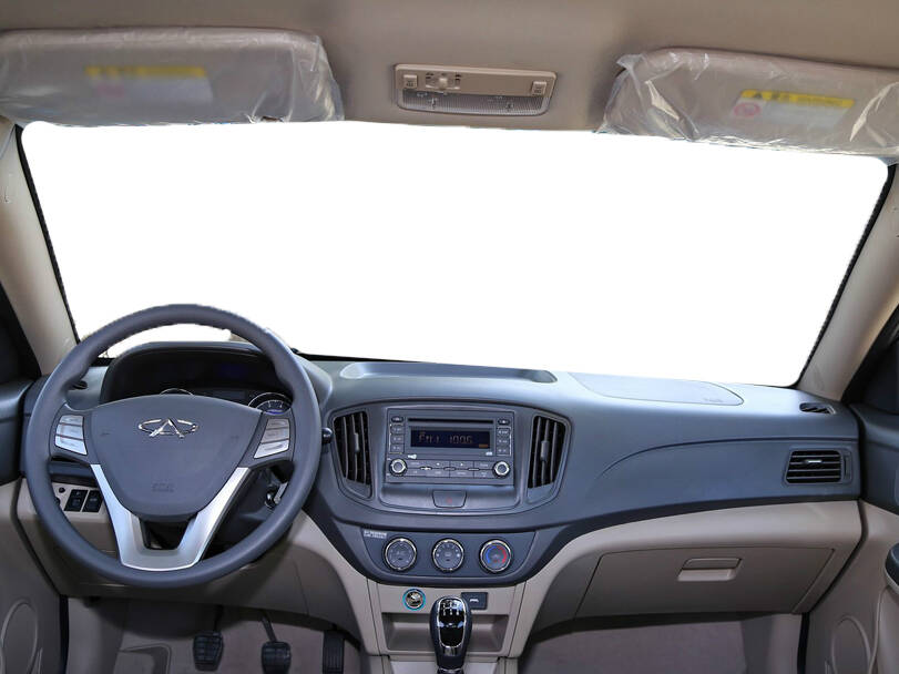 شيري إنفي Interior 