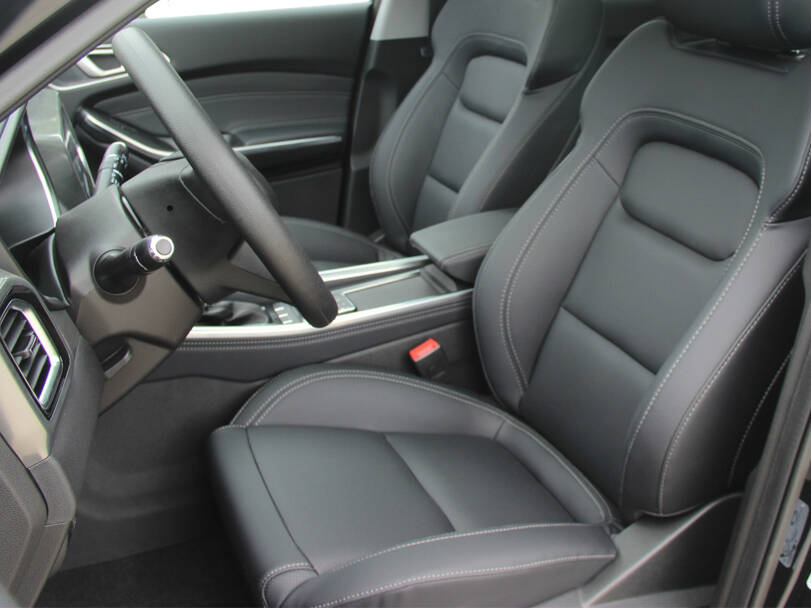 شيري تيغو ٨ Interior 