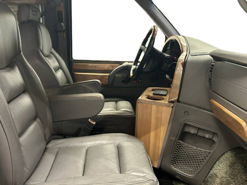 Chevrolet Astro Interior 