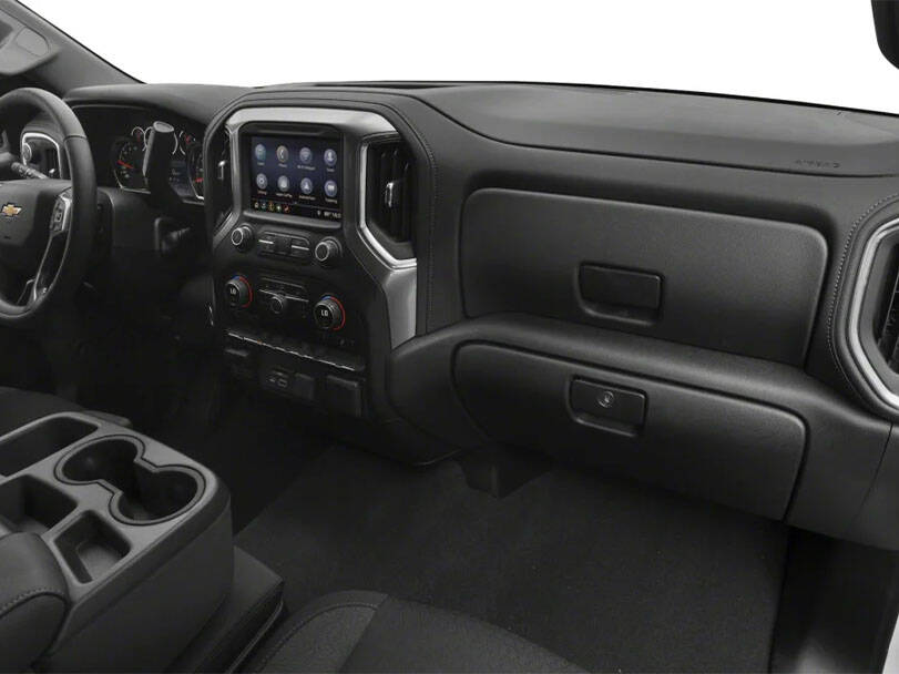 شفروليه سيلفرادو 2025 Interior 
