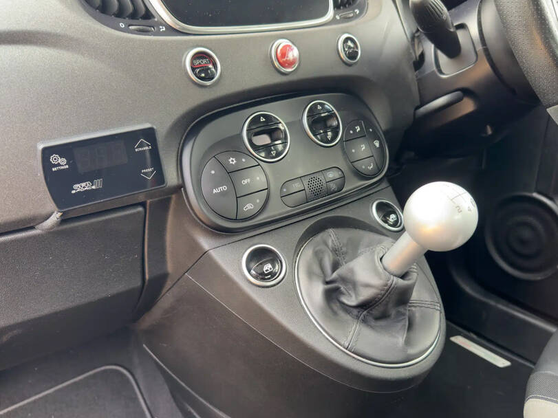أبارث ٥٩٥ Interior 