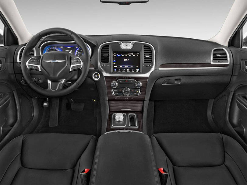 Chrysler 300 Interior 