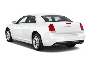 Chrysler 300 Exterior 