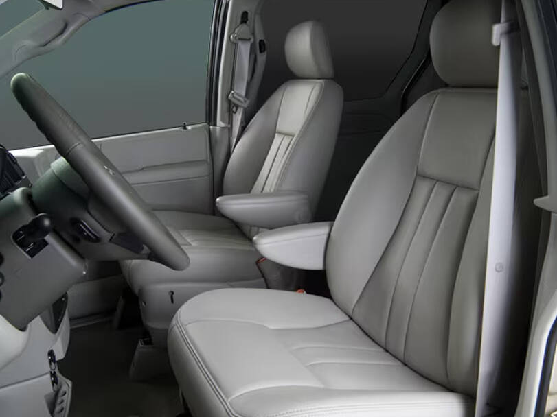 Chrysler Town Country Interior 