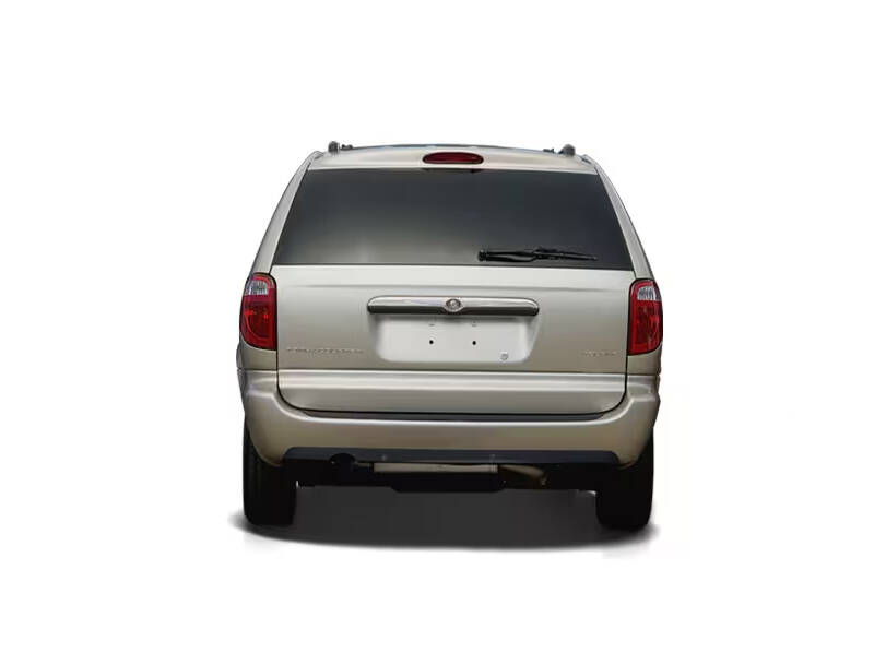 Chrysler Town Country Exterior 